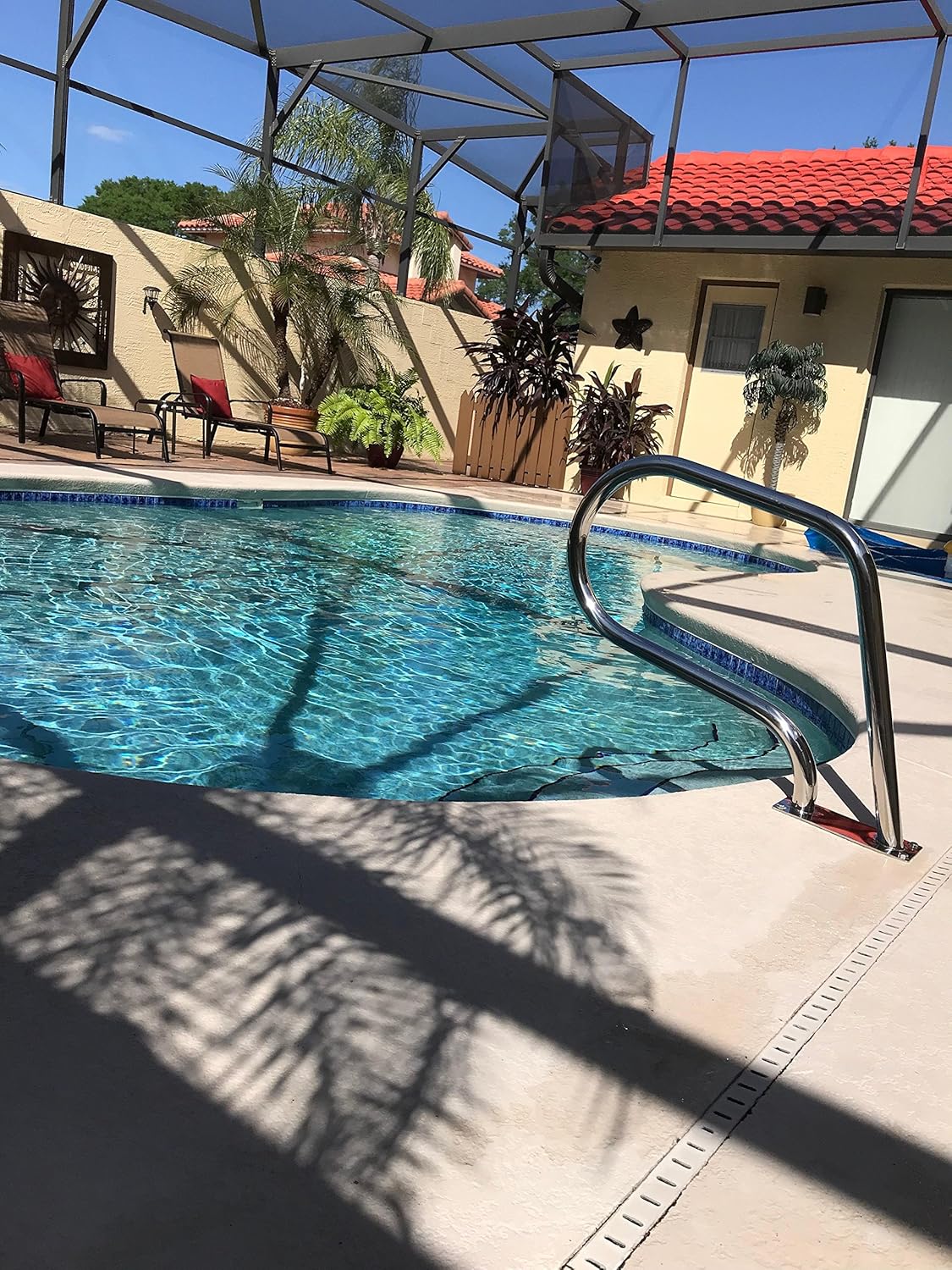 FibroPool Stainless Steel Pool Handrail with Easy Mount Base Plate for In Ground Pools, Outdoor Railing for Decks, Rust-Proof Grab Accessories for Swimming Pools and Spas (Small)